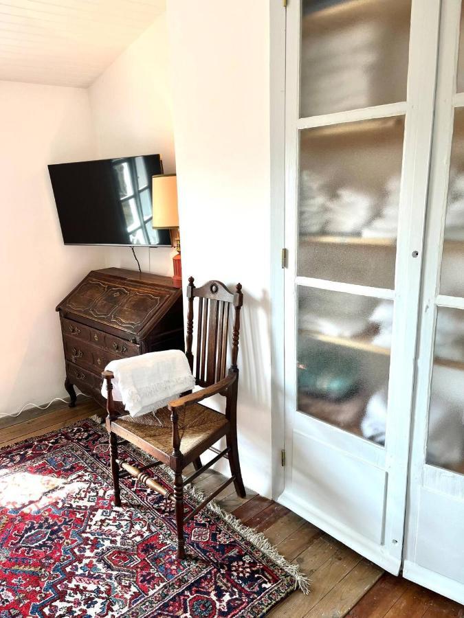 La Maison De Mama C: Charming French Village Home Sainte-Colombe-sur-lʼHers Dış mekan fotoğraf